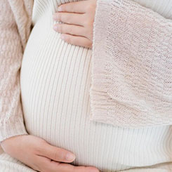 这意味着🚀，每一路➕AI推理的背后😱🥒，都对应着巨👨‍👨‍👦🐬大的存储消耗🎊